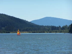 Sailing in Cocolalla Lake